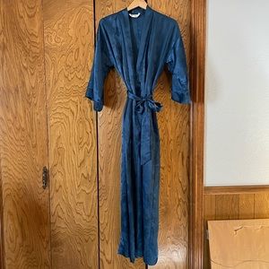 Navy Blue Christian Dior New York Robe, size Medium